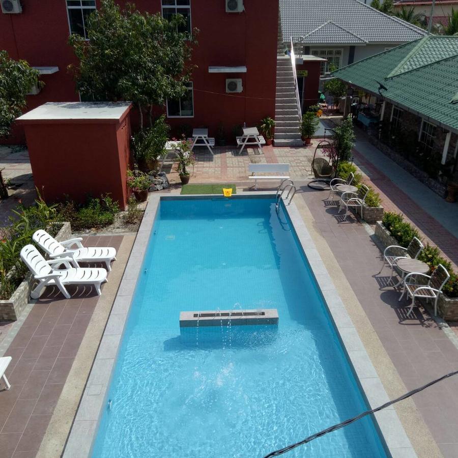 D Lima Beach Inn Pantai Cenang (Langkawi) Exterior foto