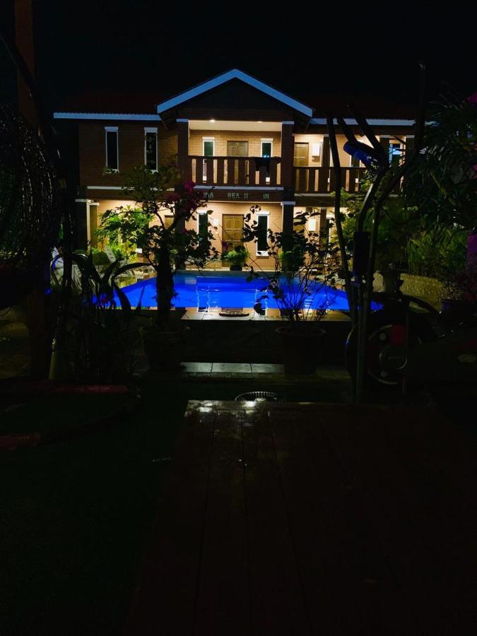 D Lima Beach Inn Pantai Cenang (Langkawi) Exterior foto